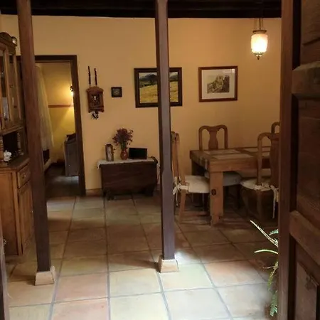 Casa Montanez, Caseron Historico *